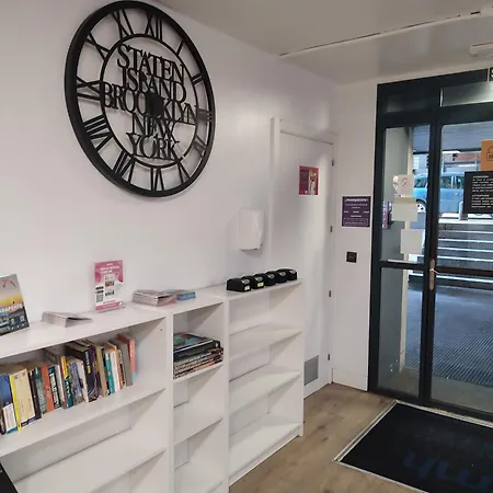 Metropolitan By Bossh!