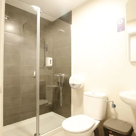 Albergue Metropolitan By Bossh! *