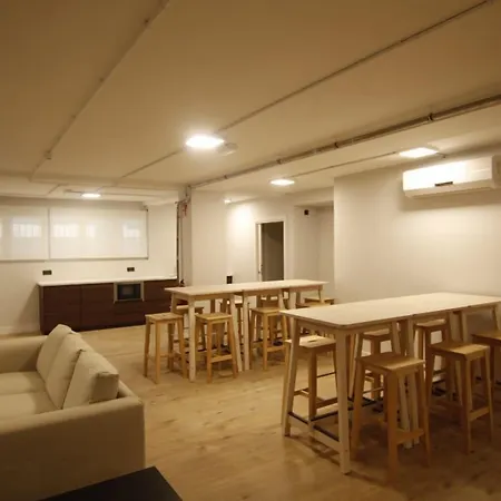 Metropolitan By Bossh! Auberge de jeunesse