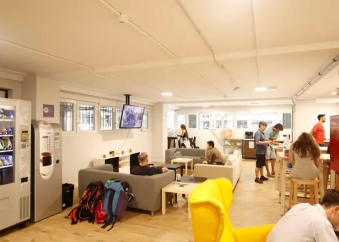 Metropolitan By Bossh! Hostel *